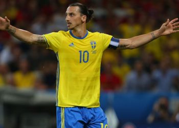 IBRAHIMOVIĆ SE U 39. GODINI VRAĆA U REPREZENTACIJU