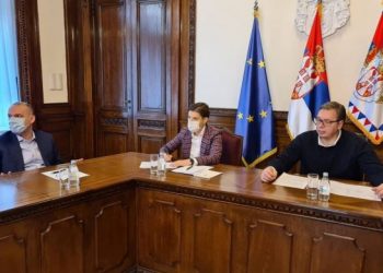 HITNA NABAVKA VAKCINA! Vučić se sastao sa predstavnicima “Torlak”, “Batut” i RFZO! (Foto)