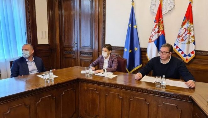 HITNA NABAVKA VAKCINA! Vučić se sastao sa predstavnicima “Torlak”, “Batut” i RFZO! (Foto)