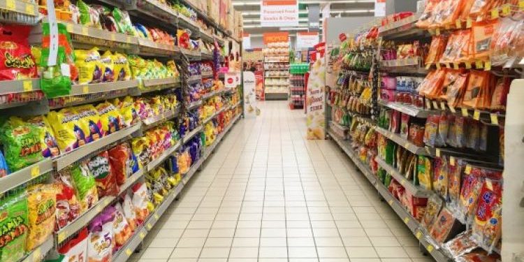 REŠENA DILEMA! Da li će prodavnice, supermarketi i trafike od utorka raditi do 18.00 ili 21.00? Evo šta je ODLUČENO