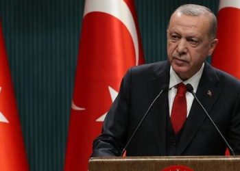 Erdogan / ”Ezani neće utihnuti, zastava se neće spustiti, narod i država se neće podijeliti, iskreno govorim, Allah mi je svjedok”