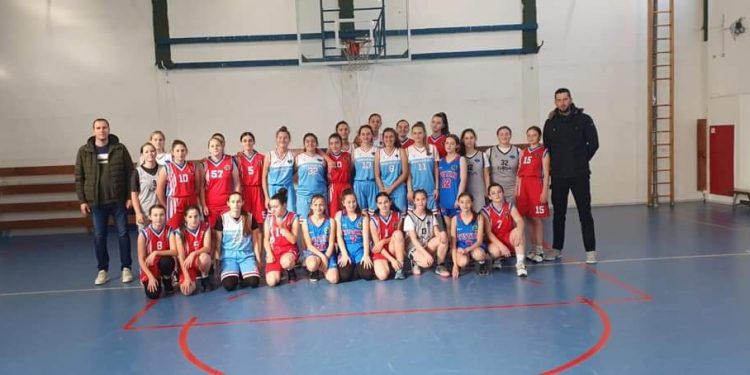 Danas su naše košarkašice na domaćem terenu odigrale još jednu utakmicu u sklopu priprema za predstojeću ligašku sezonu ugostivši ekipu “MKA AKADEMIJA” iz Novog Pazara