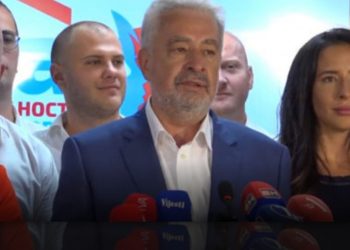 KRIVOKAPIĆ UBIJEĐEN DA ĆE VLADA BITI IZABRANA 2. DECEMBRA