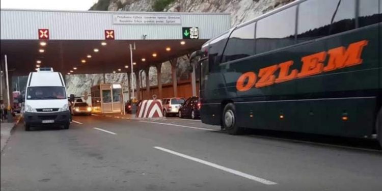 Mjere u Crnoj Gori ne odnose se na granične prijelaze niti na građane koji ulaze u zemlju
