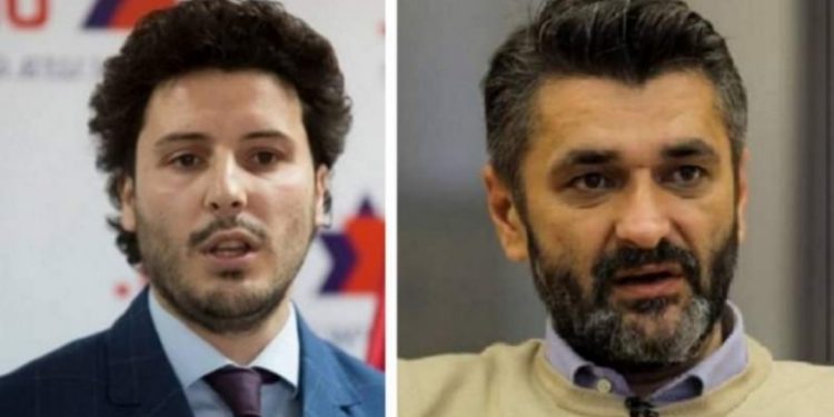 Suljagić poručio Abazoviću: Nikome u BiH ne treba tvoj zagrljaj, samo đon obraz može manipulisati Srebrenicom