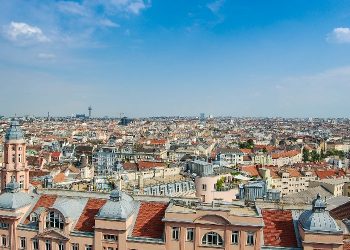 “NAREDNE DVE I PO NEDELJE BIĆE TEŠKE” Kurc: Prinuđeni smo da preduzmemo drugo POTPUNO ZAKLJUČAVANJE