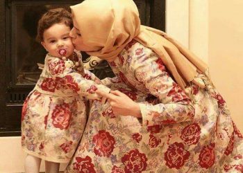 Usreći svoju majku, pa će Allah tebe usrećiti