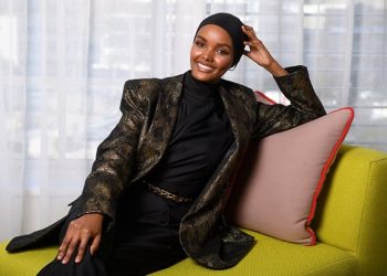 HALIMA, MANEKENKA S HIDŽABOM ZBOG VJERSKIH UVJERENJA NAPUŠTA MODNE REVIJE