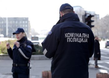 PAPRENE KAZNE ZA SLAVE I ŽURKE SA VIŠE OD 5 LJUDI Po novom zakonu domaćinu preti kazna od 150.000 dinara, u još većem problemu su oni koji IZDAJU STANOVE