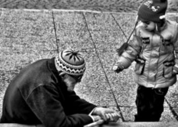 Davanje sadake sa nijetom ostvarivanje nekog dunjaluckog cilja (izliječenja bolesnog, otklanjanja belaja i slicno)