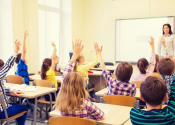 BEZ NOVIH MERA ZA ŠKOLE Đaci se posle mini odmora sutra vraćaju u klupe, NEMA PRODUŽETKA RASPUSTA