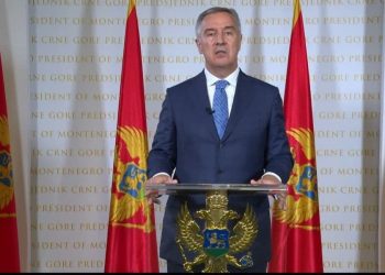 Đukanović na liječenju zbog upale pluća, negativan na koronavirus