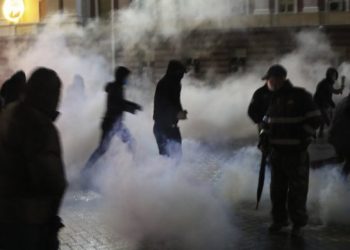 Treći dan Albanija u haosu zbog ubistva mladića