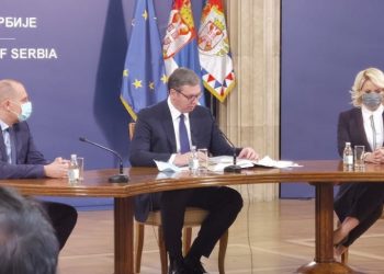 UŽIVO VUČIĆ NA NOVOGODIŠNJOJ KONFERENCIJI: Prioriteti u 2021. godini da sačuvamo mir i stabilnost i briga o zdravlju građana