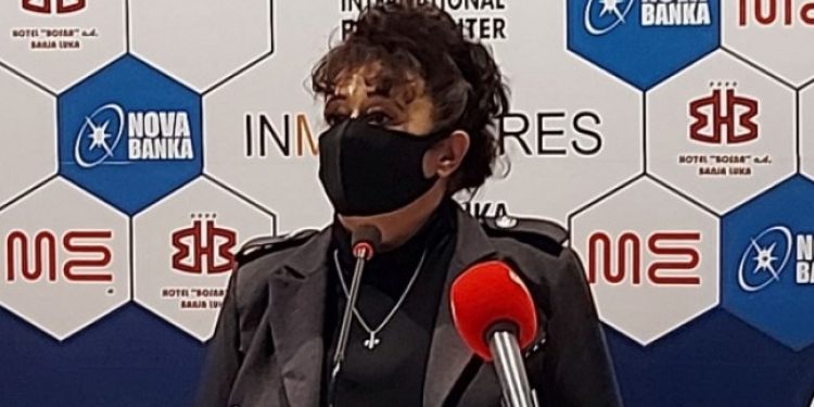 Sonja Karadžić-Jovičević: Tabla sa Radovanovim imenom treba biti uklonjena!