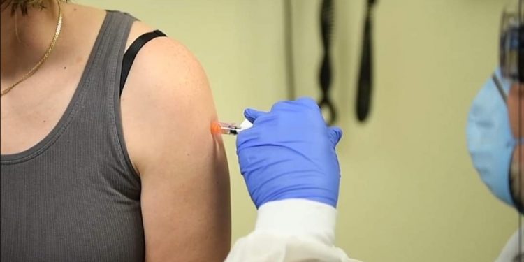 Oglasila se Islmska zajednica BiH: Muslimani su dužni odabrati vakcinu koja ne sadrži svinjski želatin!