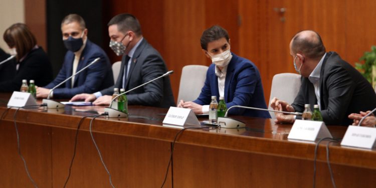OVO SU NOVE MERE Skraćenje radnog vremena do 17 časova, vikendom potpuno zatvaranje
