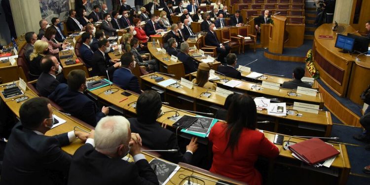 UŽIVO Krivokapić pročitao ekspoze; Vuković: Vladu će glasati svi oni koji su protiv mandatara