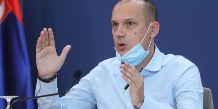 LONČAR POTVRDIO DA ĆE BITI DONETE NOVE MERE “Moramo da zaštitimo zdravstveni sistem, dolazak ljudi iz inostranstva NE BI MOGAO DA IZDRŽI”