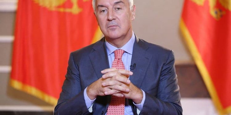 Kabinet Đukanovića: Sastanak, a ne spoljnopolitičke konsultacije