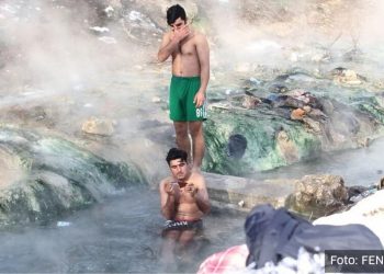 Težak život migranata: Kupaju se na ilidžanskom izvoru uprkos velikim minusima (FOTO)