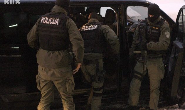 Pogledajte privođenje osumnjičenog ubice Canera Taylana u Zenici (VIDEO)