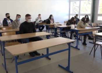 (VIDEO) Uz poštovanje epidemioloških mjera počelo drugo polugodište u srednjim školama u Tutinu