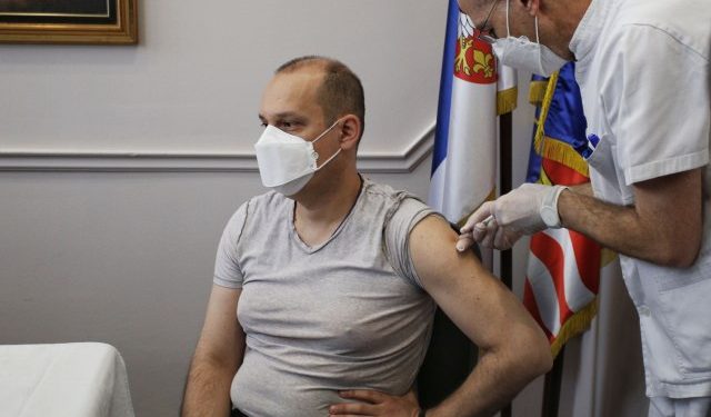 Lončar prva osoba u Evropi koja je primila kinesku vakcinu