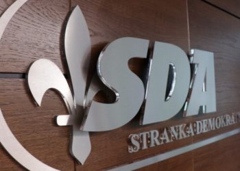 Poruka SDA predsjedniku Srbije: Dok čestita 9. januar, Vučić krije osumnjičene za genocid u Srebrenici