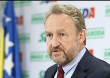 BAKIR IZETBEGOVIĆ OTVORENO: “Srbija i Hrvatska bi trebale da se izvinu BiH zbog onog što su uradili 90-tih godina ovdje”