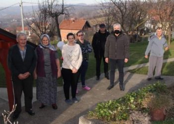 Roditelji kažnjenih učenika poručuju: 25. novembar za nas je svetinja i uvijek ćemo ga obilježavati