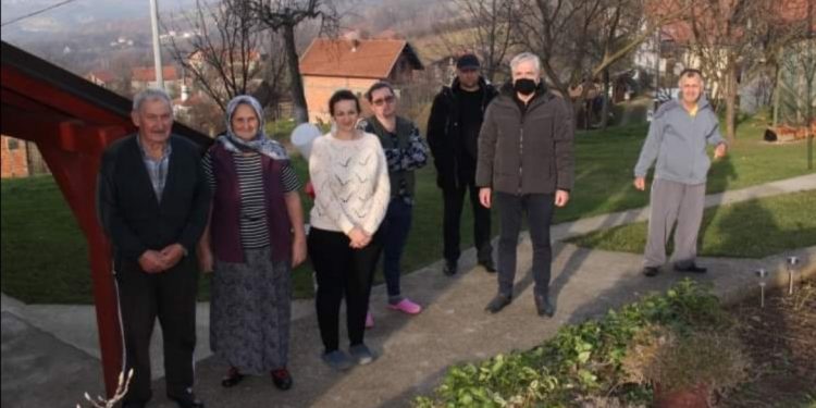 Roditelji kažnjenih učenika poručuju: 25. novembar za nas je svetinja i uvijek ćemo ga obilježavati