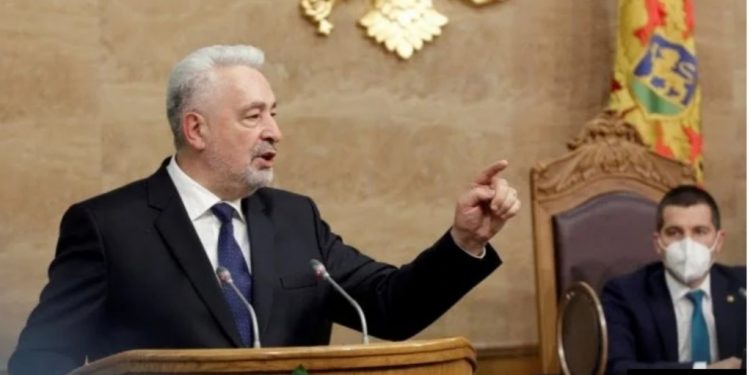 VUČIĆEV TABLOID NAPAO CRNOGORSKOG PREMIJERA: “Krivokapić je licemjer kakvog nema – jedno priča, drugo radi”!