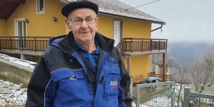 Zbog korone nije mogao obaviti Hadždž pa novac donirao za uličnu rasvjetu!