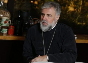 VLADIKA GRIGORIJE PODIGAO SRBIJU NA NOGE: “Da li želi da bude vladika ili da bude predsjednik”!?