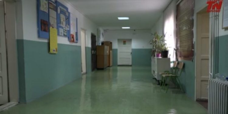 (VIDEO) Škole u Tutinu spremne za drugo polugodište