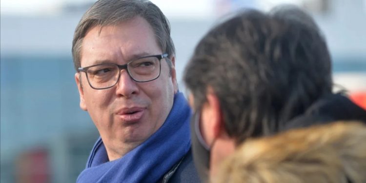 Vučić: Novinari na listi prioriteta za vakcinisanje