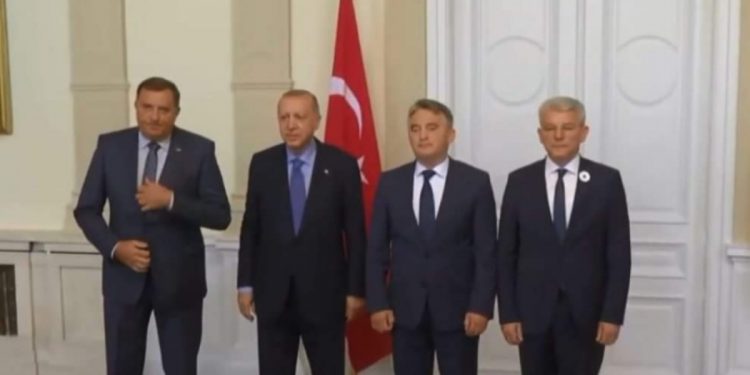NEŠTO SE SPREMA? Erdogan pozvao članove Predsjedništva BiH da što prije dođu u posjetu Turskoj!