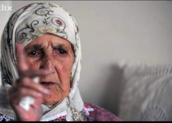 Neka tvoja majka jede sama