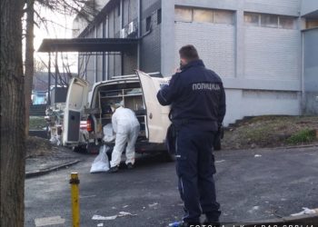 SAČEKUŠA NA MILJAKOVCU Ubica čekao metu da se parkira, pucao mu u glavu, telo pronašli radnici koji su došli da istovare hleb (FOTO)