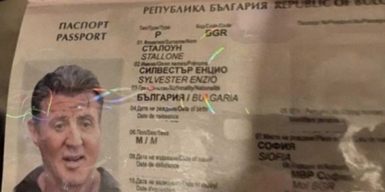Uhapšeni Falsifikatori: Zaplijenjen Pasoš S Fotografijom Stallonea