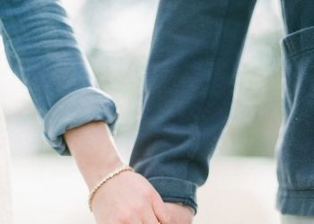 OSTAVIO JE ŽENU I ZAPOČEO VEZU SA MLAĐOM DJEVOJKOM: Godinu dana kasnije uništen mu je život, a evo i zašto