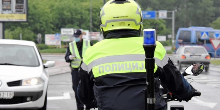 NOVI PAZAR: Suspendovana dva saobraćajna policajca