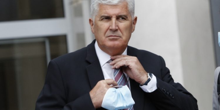 JOŠ JEDAN DOKAZ DA JE ČOVIĆ PORAŽEN U MOSTARU: HDZ BiH najavljuje…