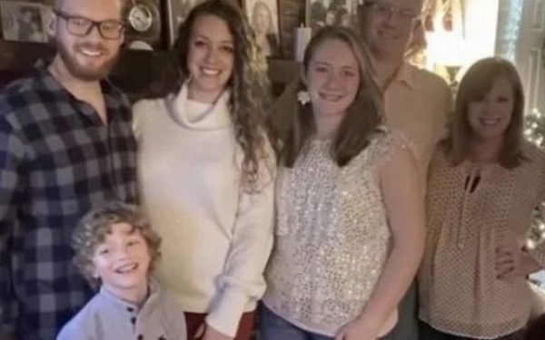 18 članova familije se zarazilo koronom posle kućne žurke: Ignorisali su JASAN SIGNAL da su u opasnosti