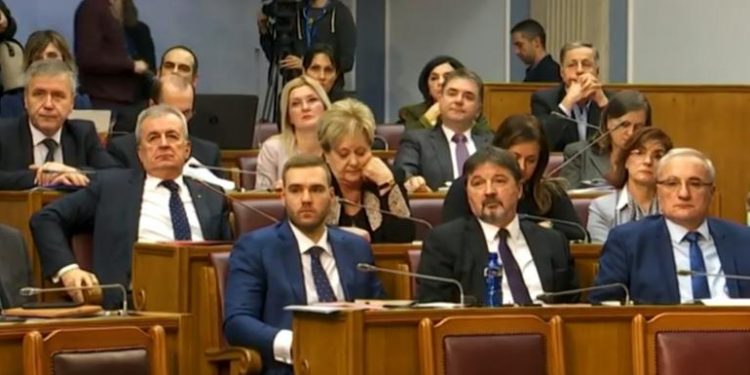 Skupština Crne Gore ponovo usvojila izmene Zakona o slobodi veroispovesti (VIDEO)