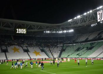 Ko primi vakcinu – može na stadion?