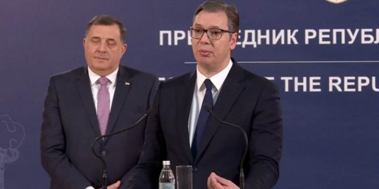 DODIKOVI NAPORI NA RUŠENJU PREDSJEDNIKA SRBIJE SU RASKRINKANI: Vučić je sve to uvidio i MILORADA sveo na mjeru molioca, sada će mu se sve OBITI O GLAVU…