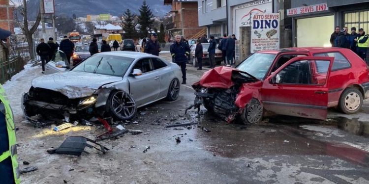 Težak udes u Selakovcu, ima povrijeđenih