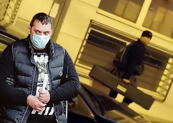 KO JE ČOVEK KOJI JE NOSIO SNAJPER KROZ BEOGRAD: Bivši policajac učio Velju Nevolju kako se ubija iz daljine